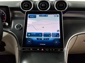 MERCEDES-BENZ GLC 200 4M-Avantgarde Advanced Leder