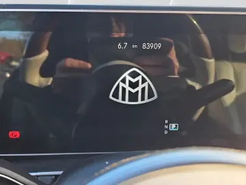 MERCEDES-BENZ GLS 600 Maybach 4Matic Pano Burmester HUD