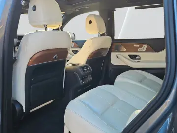 MERCEDES-BENZ GLS 600 Maybach 4Matic Pano Burmester HUD