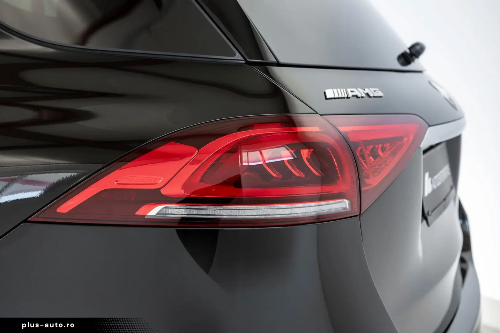 MERCEDES-BENZ GLE 63 S AMG SUV 4M  CARBON NIGHT ASSISTENZ 22