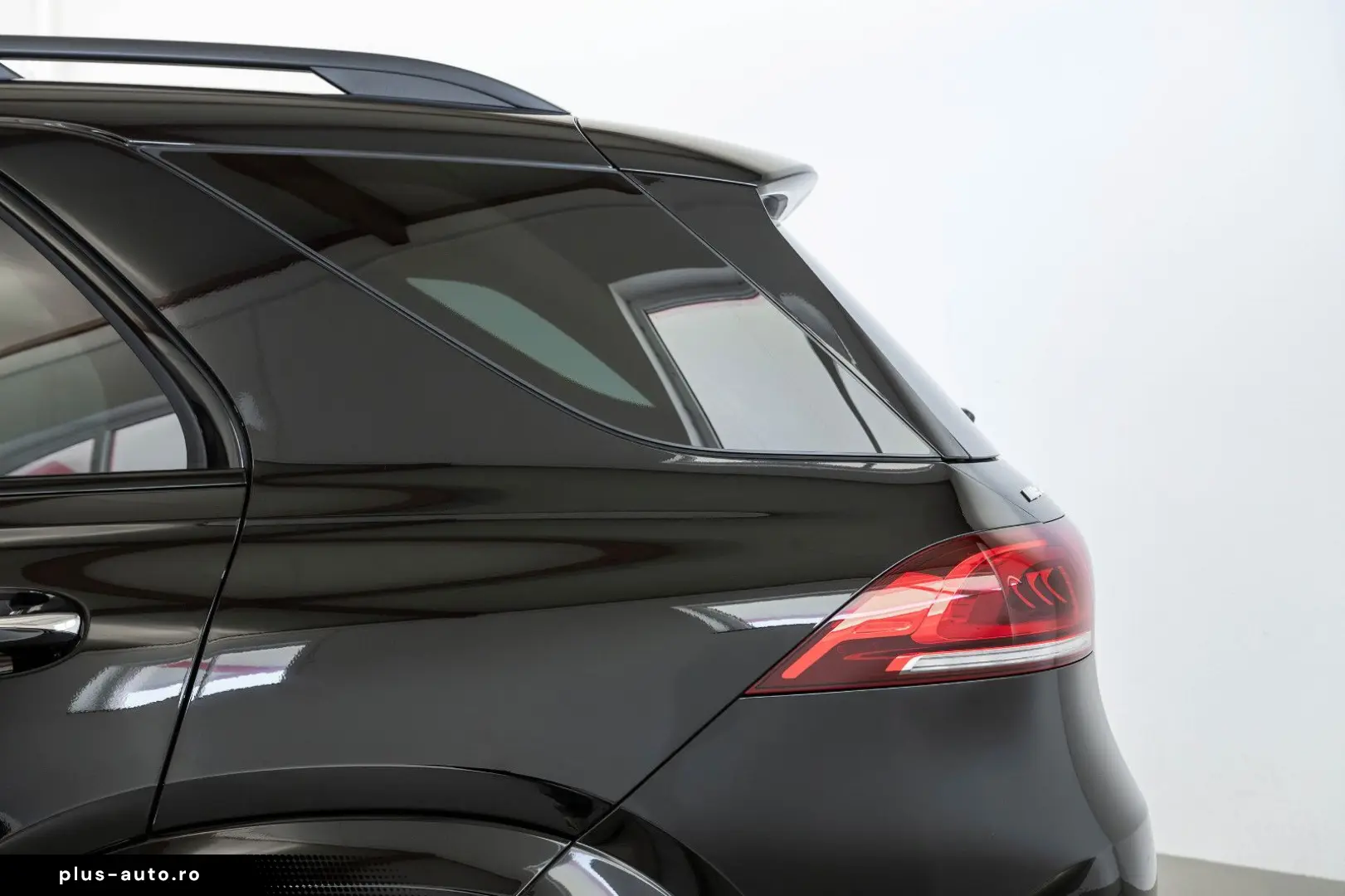 MERCEDES-BENZ GLE 63 S AMG SUV 4M  CARBON NIGHT ASSISTENZ 22