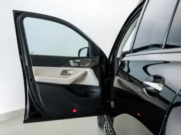 MERCEDES-BENZ GLE 63 S AMG SUV 4M  CARBON NIGHT ASSISTENZ 22