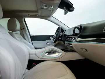 MERCEDES-BENZ GLE 63 S AMG SUV 4M  CARBON NIGHT ASSISTENZ 22