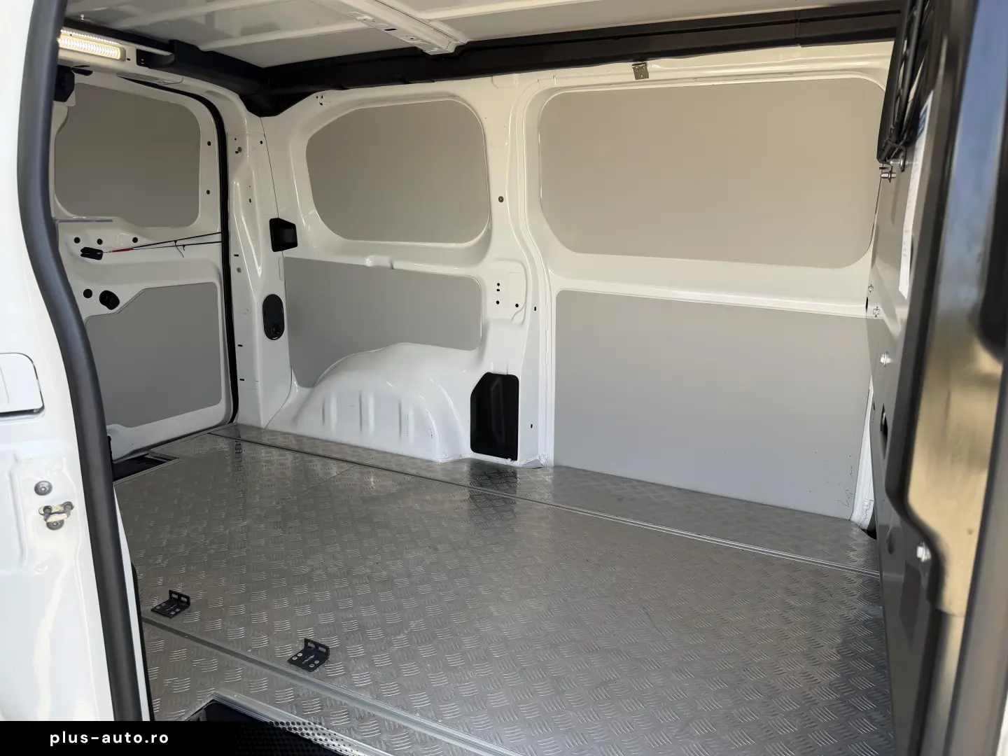 PEUGEOT EXPERT  2.0 HDI  122 CP  L2