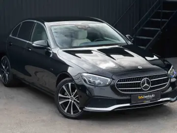 Mercedes-Benz E 300 de 4Matic 9G-TRONIC Avantgarde