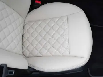 Mercedes-Benz E 300 de 4Matic 9G-TRONIC Avantgarde