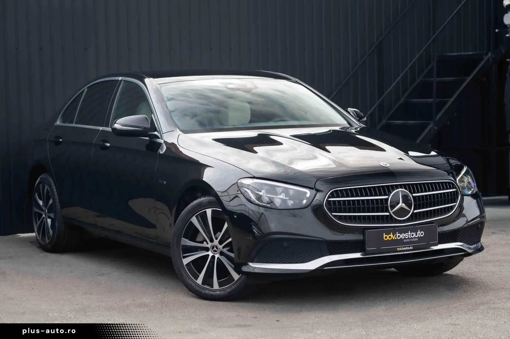 Mercedes-Benz E 300 de 4Matic 9G-TRONIC Avantgarde