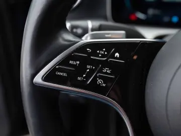 Mercedes-Benz E 300 de 4Matic 9G-TRONIC Avantgarde