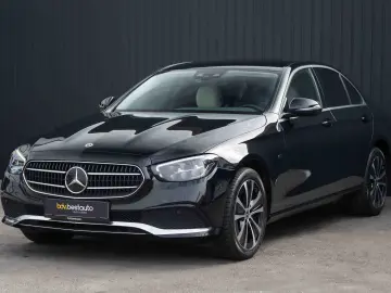 Mercedes-Benz E 300 de 4Matic 9G-TRONIC Avantgarde