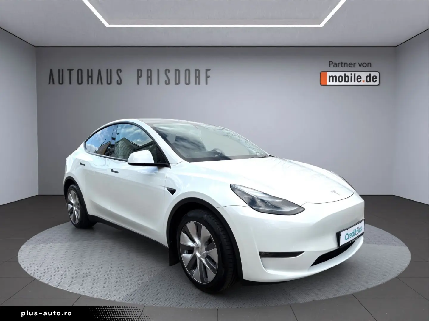 TESLA Model Y Long Range Dual AWD