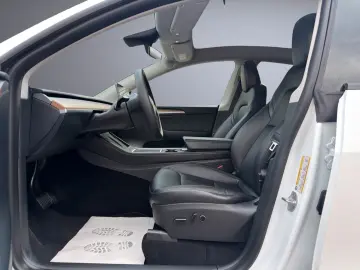 TESLA Model Y Long Range Dual AWD