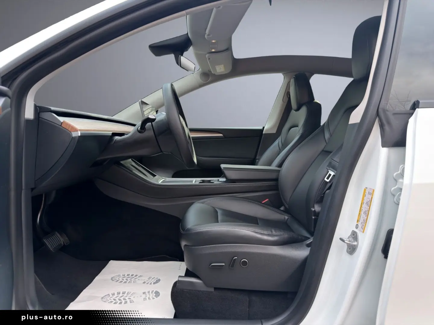 TESLA Model Y Long Range Dual AWD