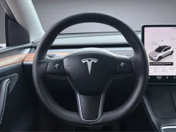 TESLA Model Y Long Range Dual AWD
