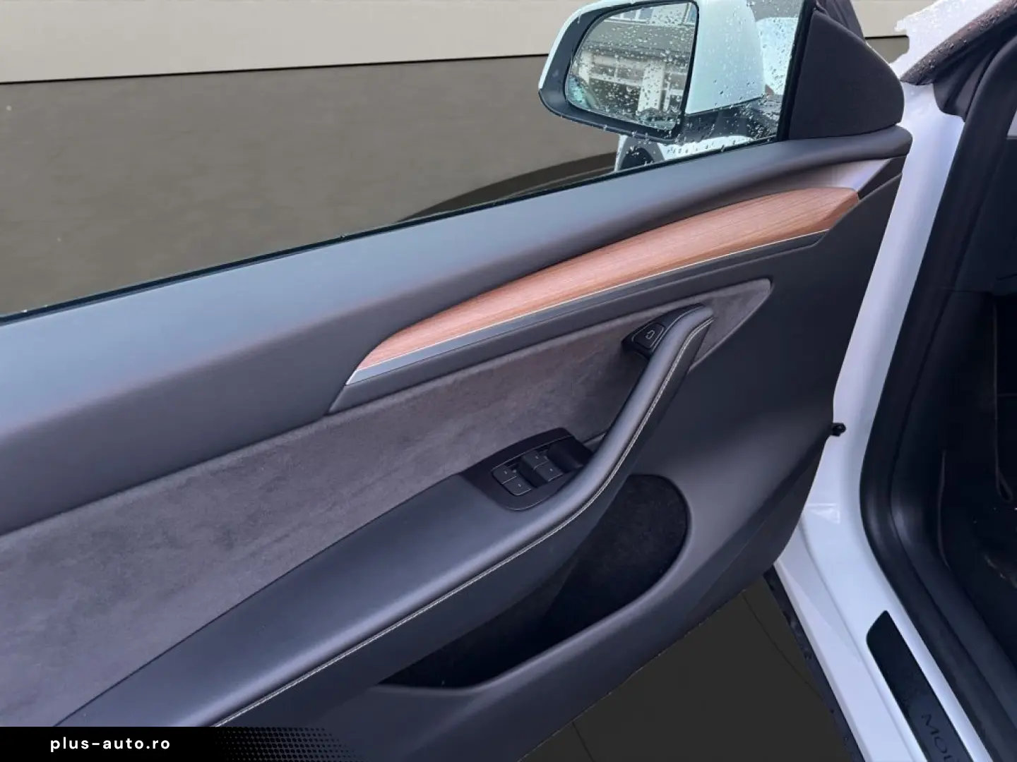 TESLA Model Y Long Range Dual