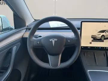 TESLA Model Y Long Range Dual