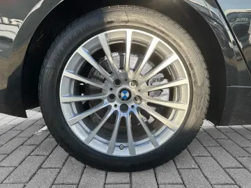 BMW 520e Limousine Head-Up HiFi DAB WLAN Komfortzg.