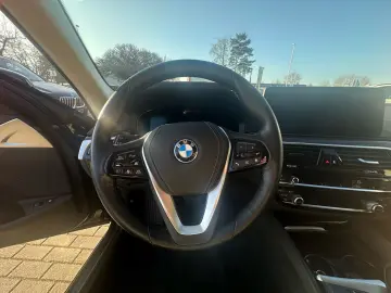 BMW 520e Limousine Head-Up HiFi DAB WLAN Komfortzg.