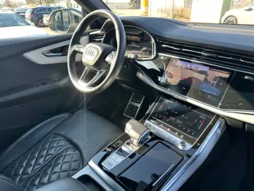 AUDI Q8 45 TDI S-Line quattro