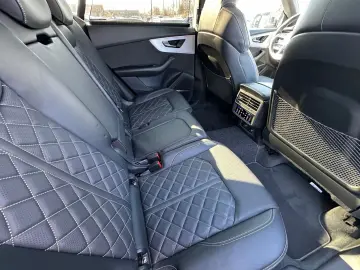 AUDI Q8 45 TDI S-Line quattro