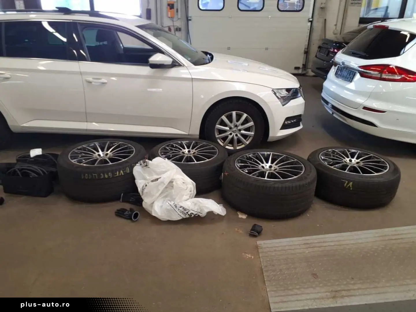 MERCEDES-BENZ GLE 350 de AMG Line 4Matic Burmester Wide Pano