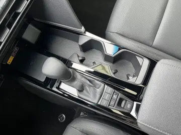 Toyota Camry 2.5 Hybrid Executive