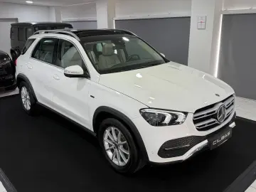 MERCEDES-BENZ GLE 350 de 4M PANO 360 BURM LEDER-BEIGE
