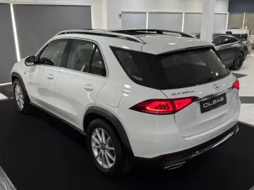 MERCEDES-BENZ GLE 350 de 4M PANO 360 BURM LEDER-BEIGE