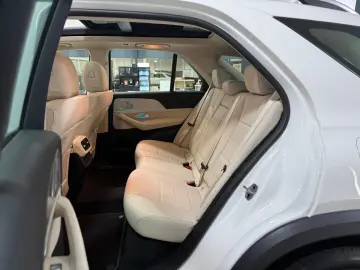 MERCEDES-BENZ GLE 350 de 4M PANO 360 BURM LEDER-BEIGE