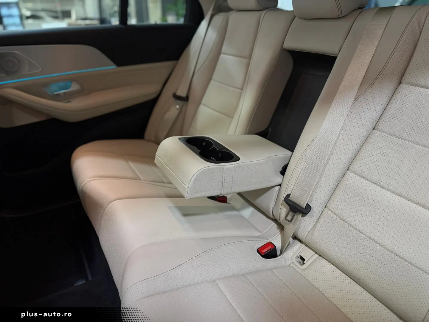 MERCEDES-BENZ GLE 350 de 4M PANO 360 BURM LEDER-BEIGE