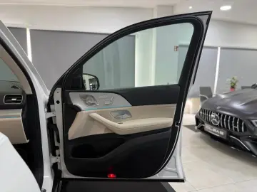 MERCEDES-BENZ GLE 350 de 4M PANO 360 BURM LEDER-BEIGE