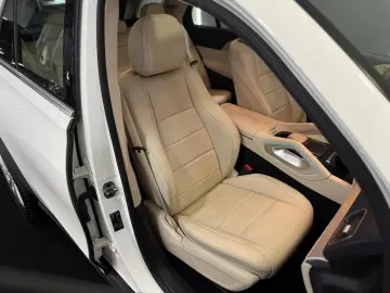 MERCEDES-BENZ GLE 350 de 4M PANO 360 BURM LEDER-BEIGE