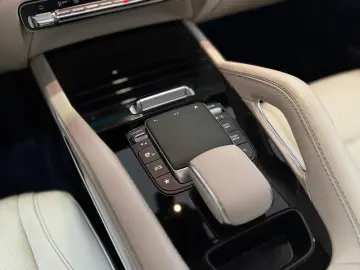 MERCEDES-BENZ GLE 350 de 4M PANO 360 BURM LEDER-BEIGE