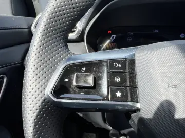 MG ZS HEV Exclusive 197 CP AT   Hybrid