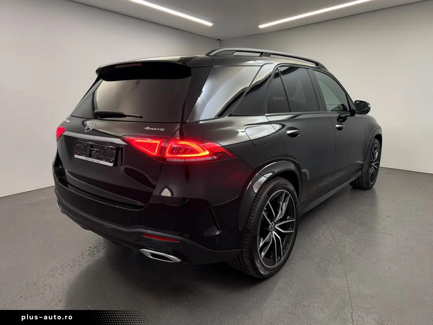 MERCEDES-BENZ GLE 350 de AMG LINE PANO ACC AIRM HUD BURM LED