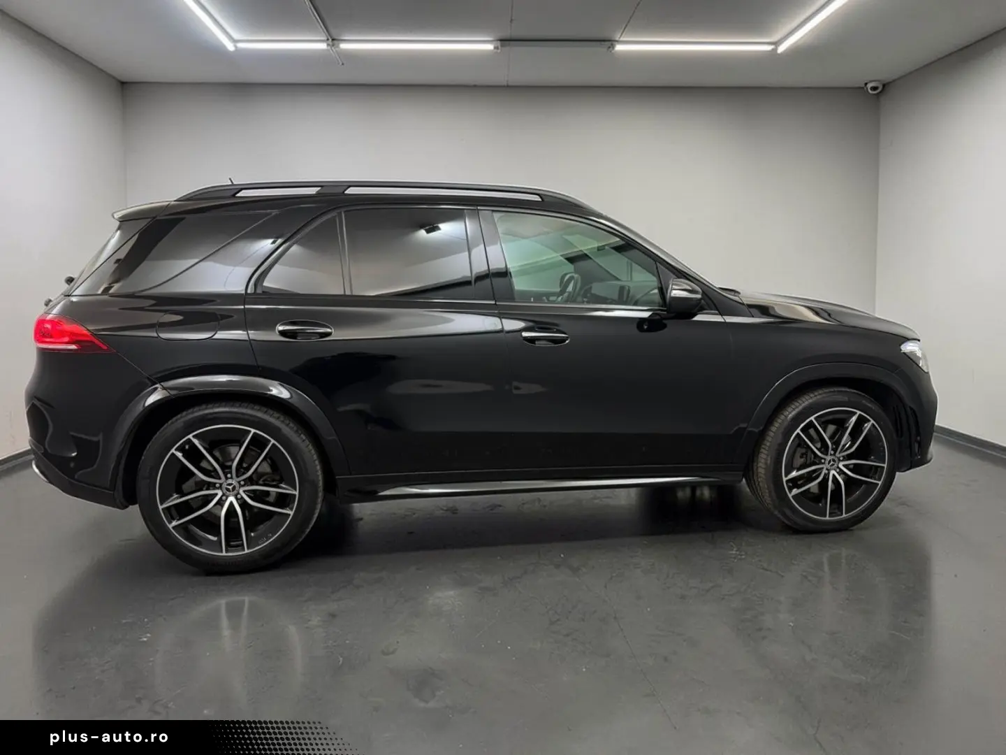 MERCEDES-BENZ GLE 350 de AMG LINE PANO ACC AIRM HUD BURM LED