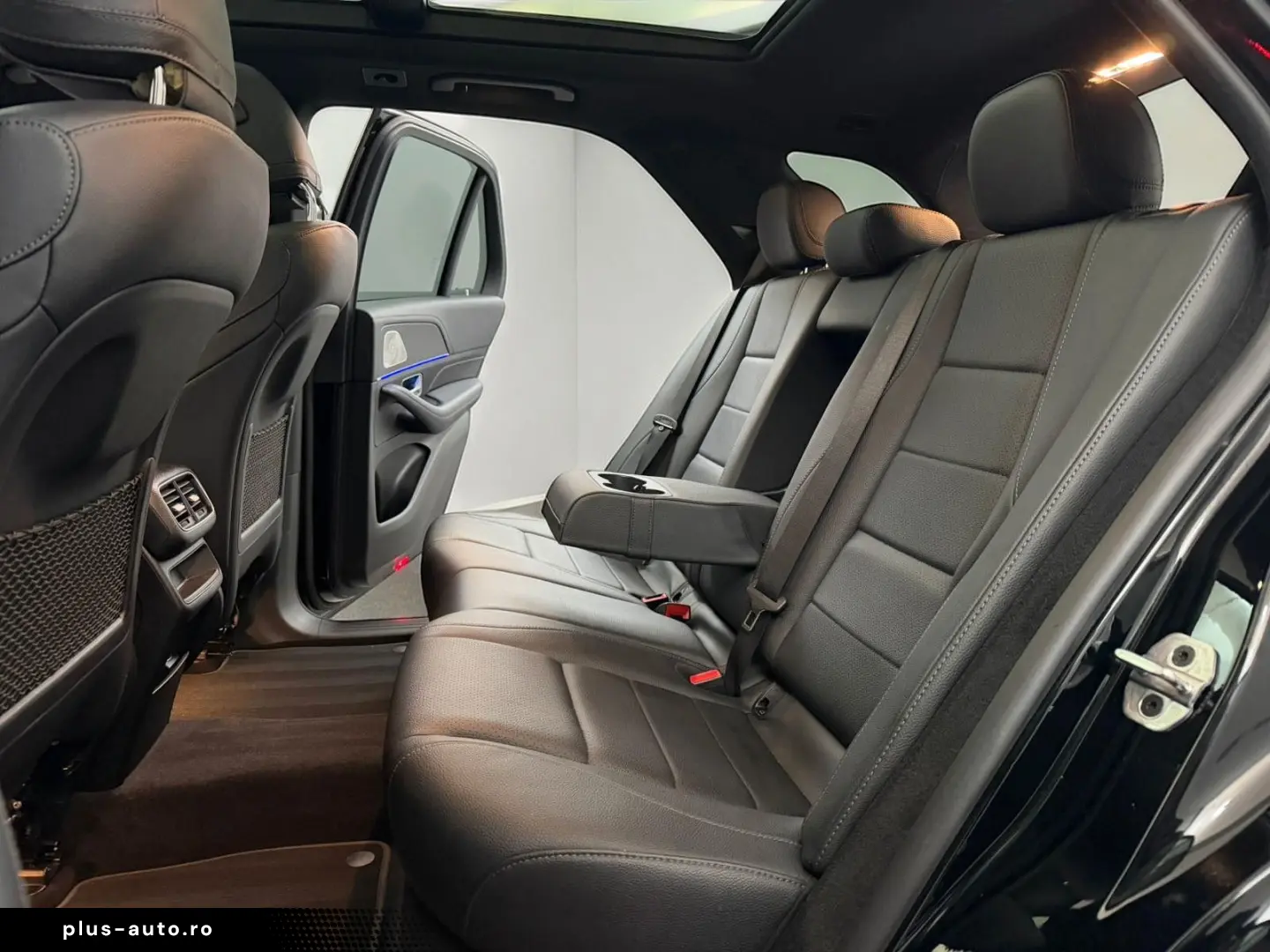 MERCEDES-BENZ GLE 350 de AMG LINE PANO ACC AIRM HUD BURM LED