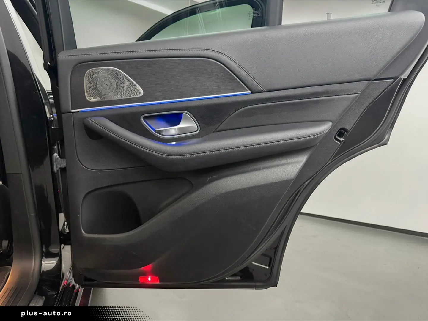 MERCEDES-BENZ GLE 350 de AMG LINE PANO ACC AIRM HUD BURM LED