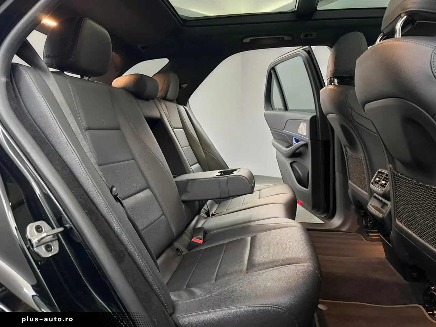 MERCEDES-BENZ GLE 350 de AMG LINE PANO ACC AIRM HUD BURM LED