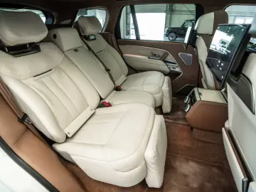 LAND ROVER Range Rover P615 LWB SV