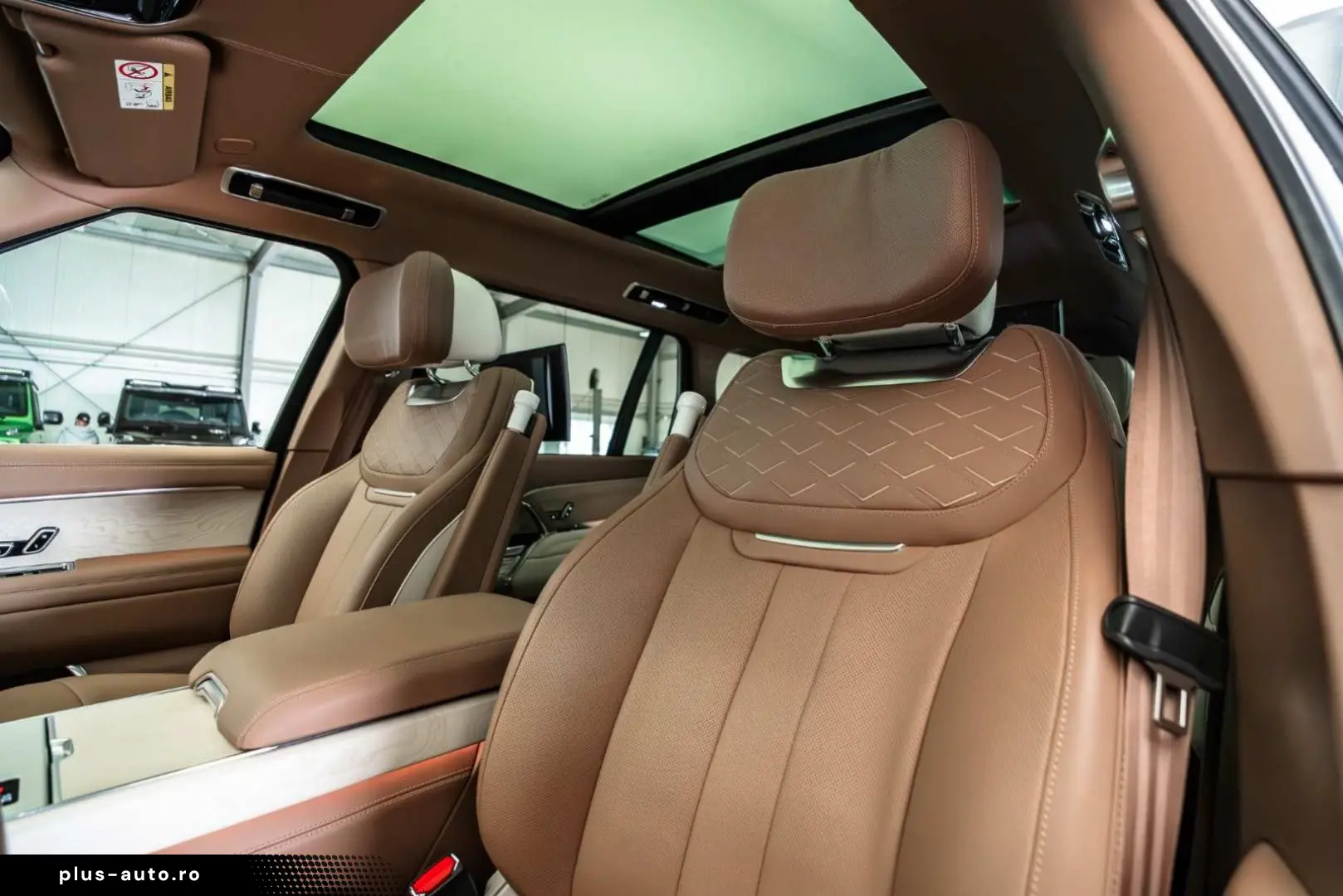 LAND ROVER Range Rover P615 LWB SV