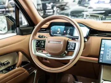 LAND ROVER Range Rover P615 LWB SV