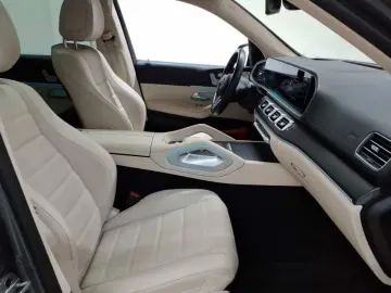 MERCEDES-BENZ GLE 300 d 4M-AMG Excl Airm PANO AHK StHz