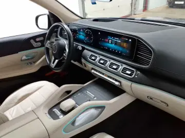 MERCEDES-BENZ GLE 300 d 4M-AMG Excl Airm PANO AHK StHz