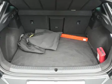 CUPRA Formentor VZ DCC KAM SHZ CARPLAY LED PDC LEDER