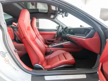 PORSCHE 911  Carrera 992 KAM PASM PDK LED CHRONO CARP