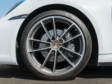 PORSCHE 911  Carrera 992 KAM PASM PDK LED CHRONO CARP