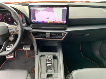 CUPRA Formentor 2.0 TSI DSG 4Drive VZ PANO AHK LEDER V