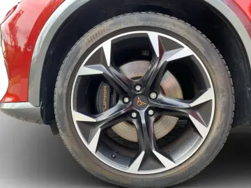 CUPRA Formentor 2.0 TSI DSG 4Drive VZ PANO AHK LEDER V