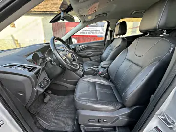 Ford Kuga 4x4 Titanium