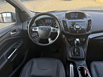 Ford Kuga 4x4 Titanium